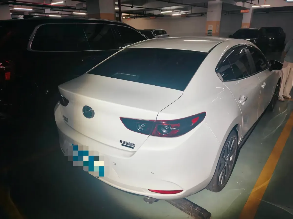 2023 Mazda 3 Axela 2.0L 158HP L4 6AT,autocango,china used car exporter,china ev exporter,chinese used car exporter,chinese used ev exporter