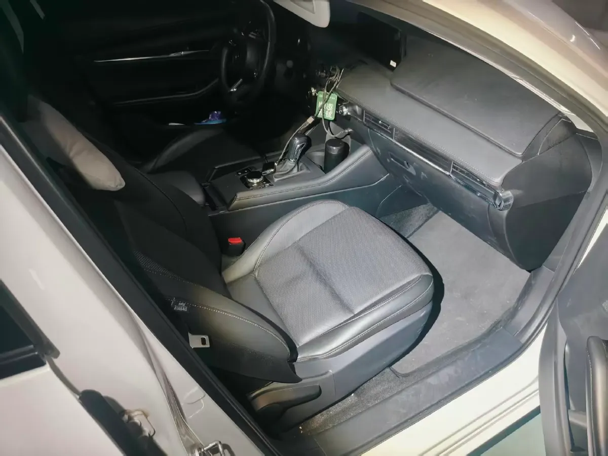 2023 Mazda 3 Axela 2.0L 158HP L4 6AT,autocango,china used car exporter,china ev exporter,chinese used car exporter,chinese used ev exporter