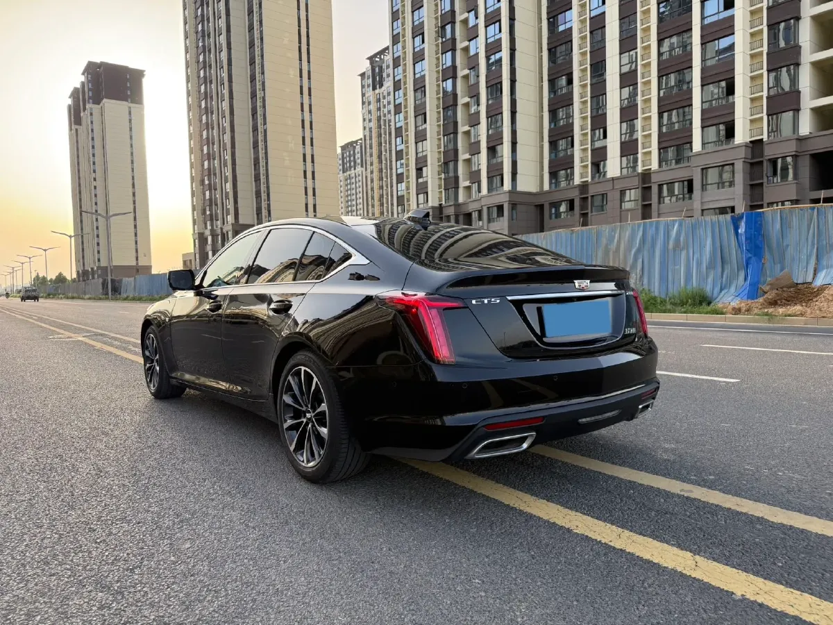 2025 Cadillac CT5 2.0T 237HP L4 10AT,autocango,china used car exporter,china ev exporter,chinese used car exporter,chinese used ev exporter