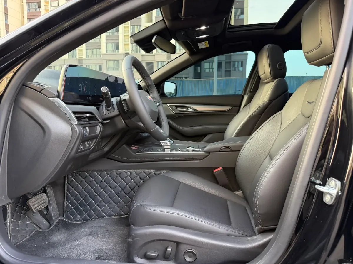 2025 Cadillac CT5 2.0T 237HP L4 10AT,autocango,china used car exporter,china ev exporter,chinese used car exporter,chinese used ev exporter