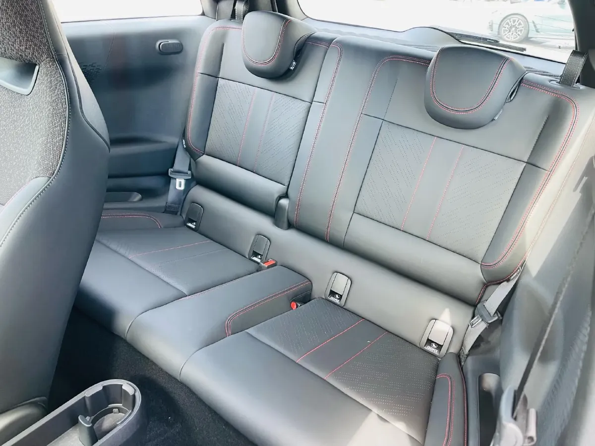 2025 MINI JCW BEV,autocango,china used car exporter,china ev exporter,chinese used car exporter,chinese used ev exporter