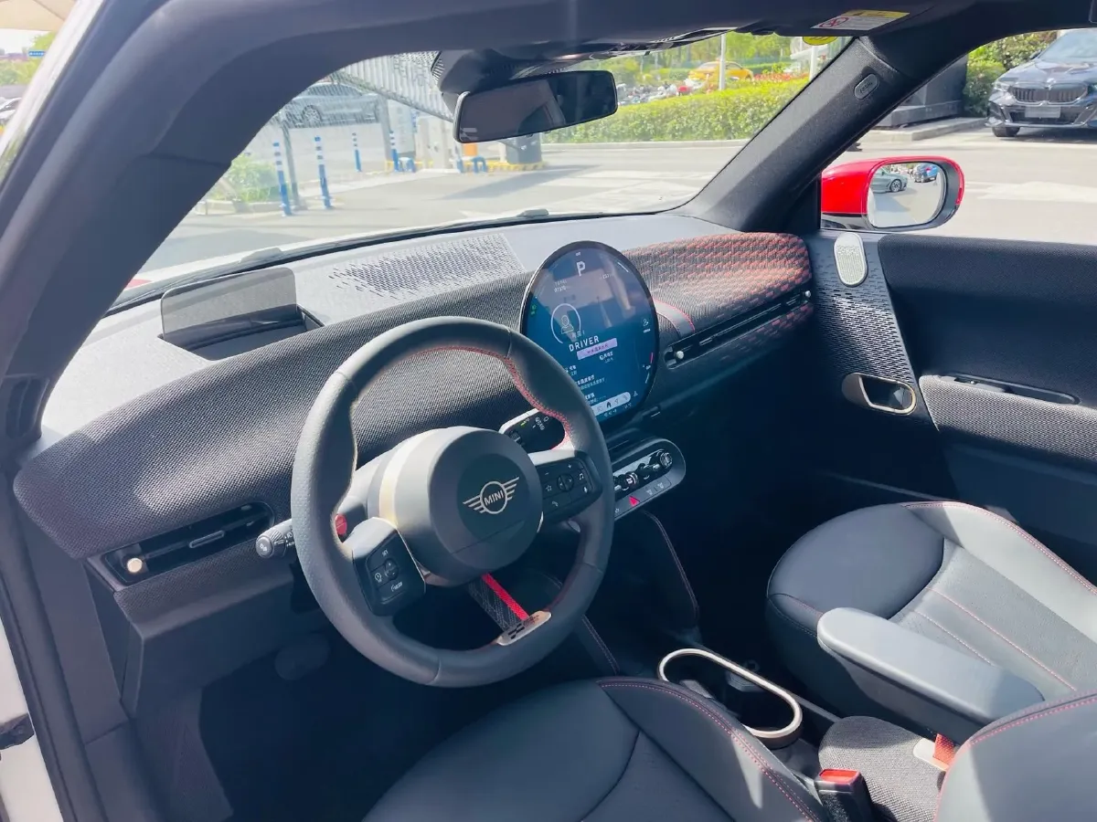 2025 MINI JCW BEV,autocango,china used car exporter,china ev exporter,chinese used car exporter,chinese used ev exporter