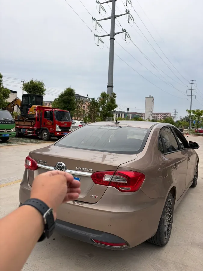 2014 Brilliance Auto H530 1.5T 150HP L4 5AT,autocango,china used car exporter,china ev exporter,chinese used car exporter,chinese used ev exporter