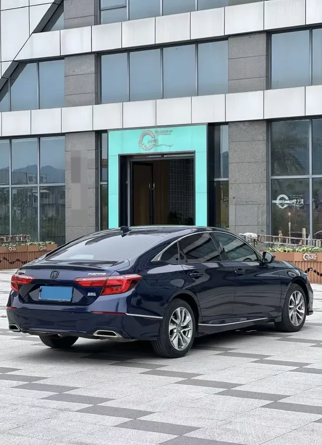 2019 Honda Inspire 1.5T 194HP L4 CVT,autocango,china used car exporter,china ev exporter,chinese used car exporter,chinese used ev exporter