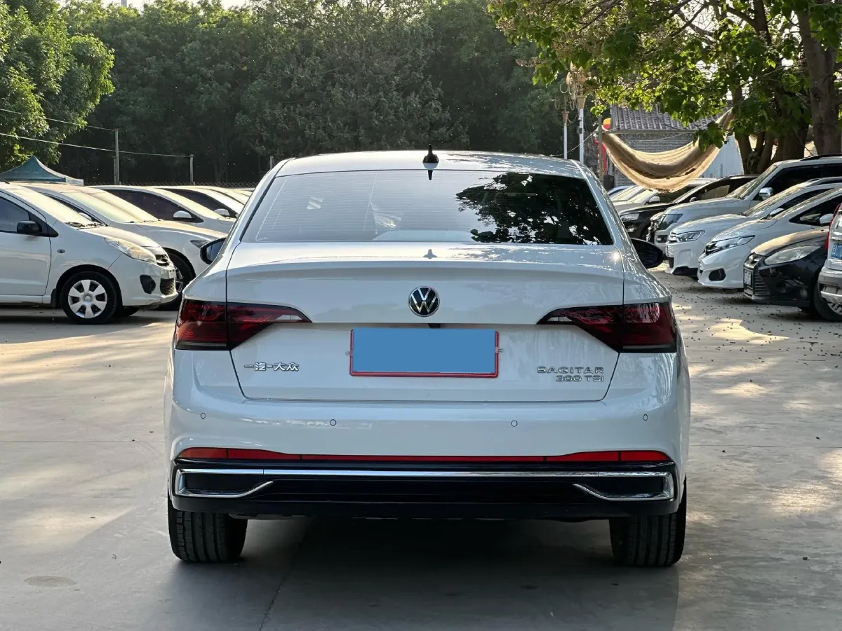 2024 Volkswagen Sagitar 1.5T 160HP L4 7DCT,autocango,china used car exporter,china ev exporter,chinese used car exporter,chinese used ev exporter