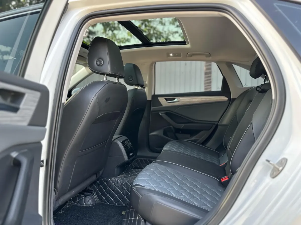 2024 Volkswagen Sagitar 1.5T 160HP L4 7DCT,autocango,china used car exporter,china ev exporter,chinese used car exporter,chinese used ev exporter