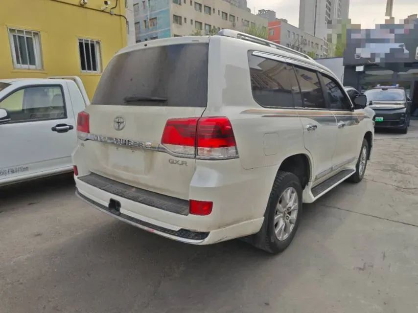 2015 Toyota Land Cruiser 4.0L 275HP V6 5AT,autocango,china used car exporter,china ev exporter,chinese used car exporter,chinese used ev exporter