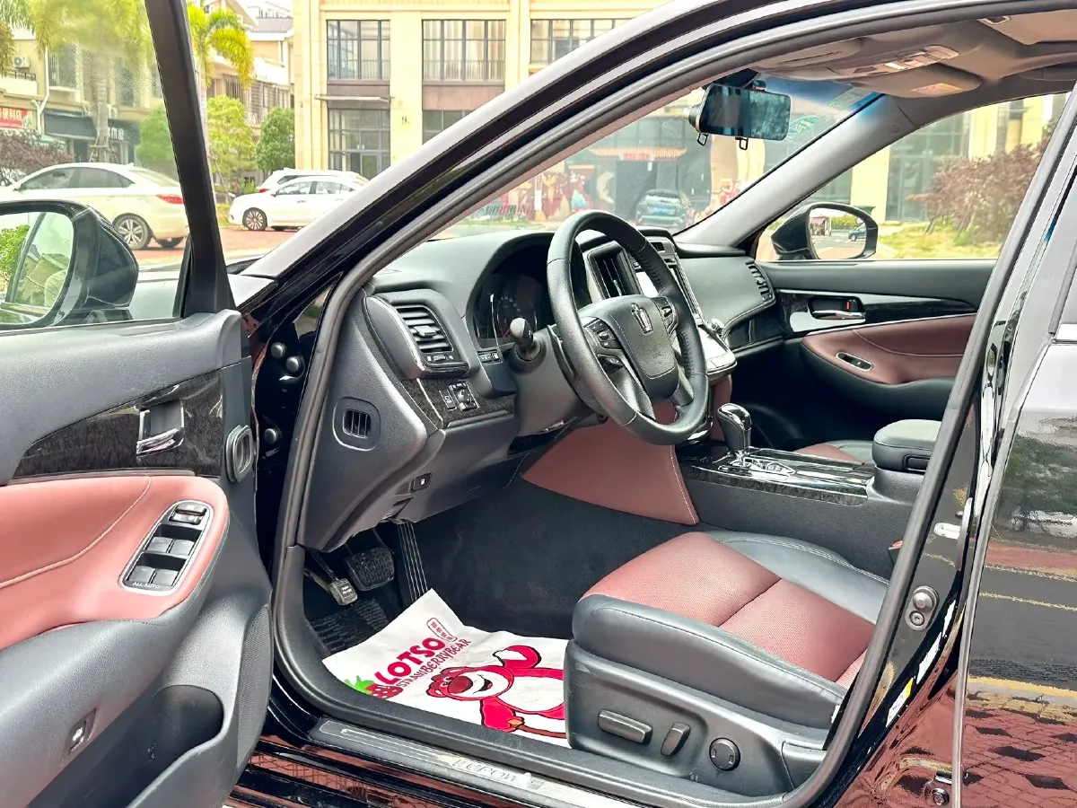 2018 Toyota Highlander 2.0T 220HP L4 6AT,autocango,china used car exporter,china ev exporter,chinese used car exporter,chinese used ev exporter