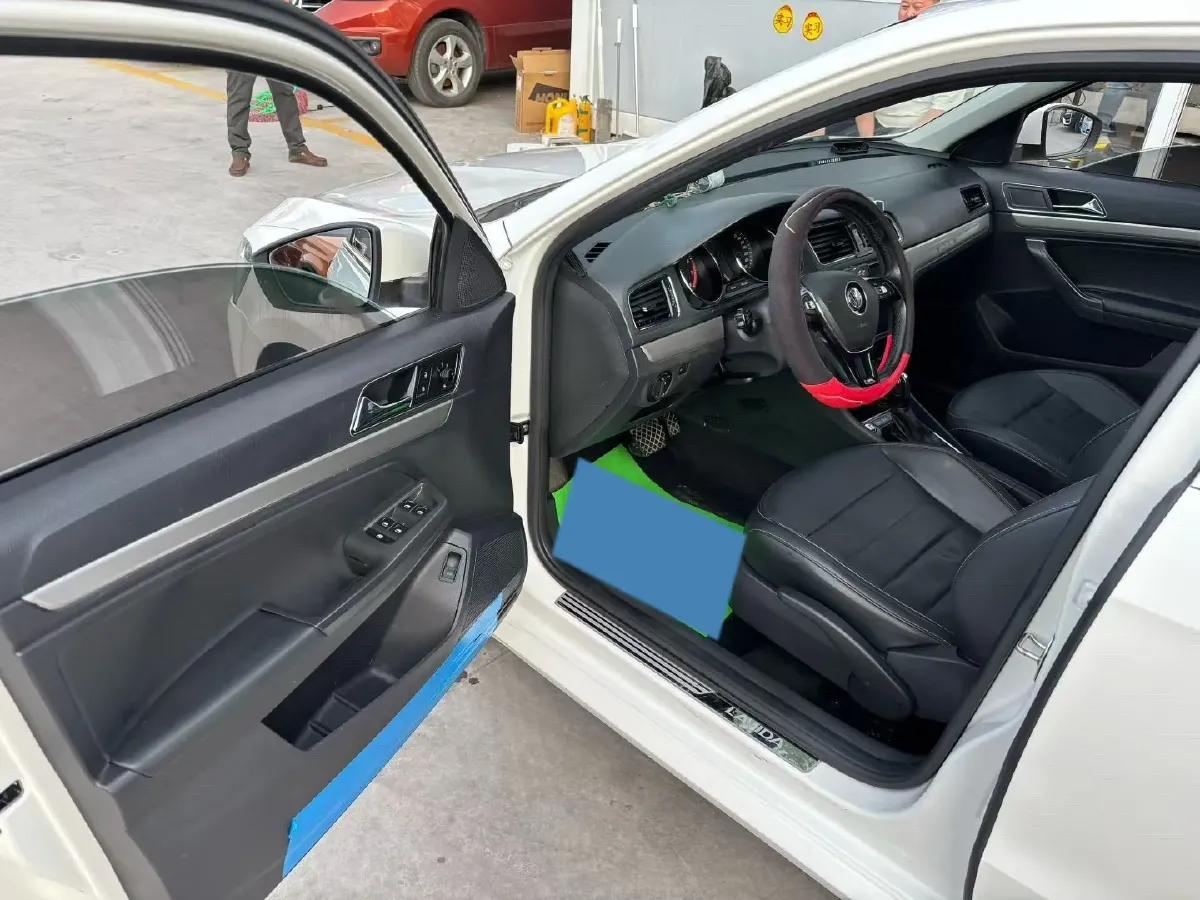 2017 Volkswagen Lavida 1.4T 131HP L4 7DCT,autocango,china used car exporter,china ev exporter,chinese used car exporter,chinese used ev exporter