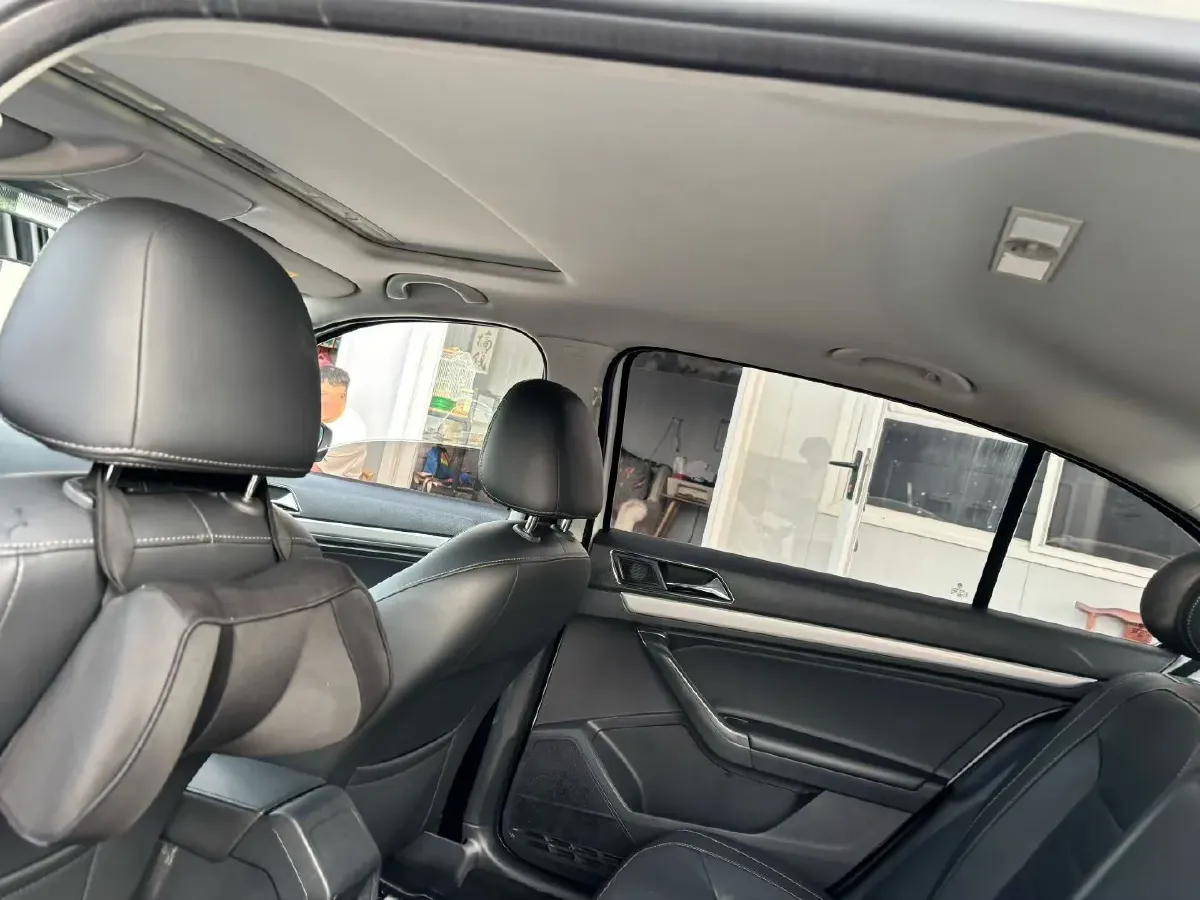 2017 Volkswagen Lavida 1.4T 131HP L4 7DCT,autocango,china used car exporter,china ev exporter,chinese used car exporter,chinese used ev exporter