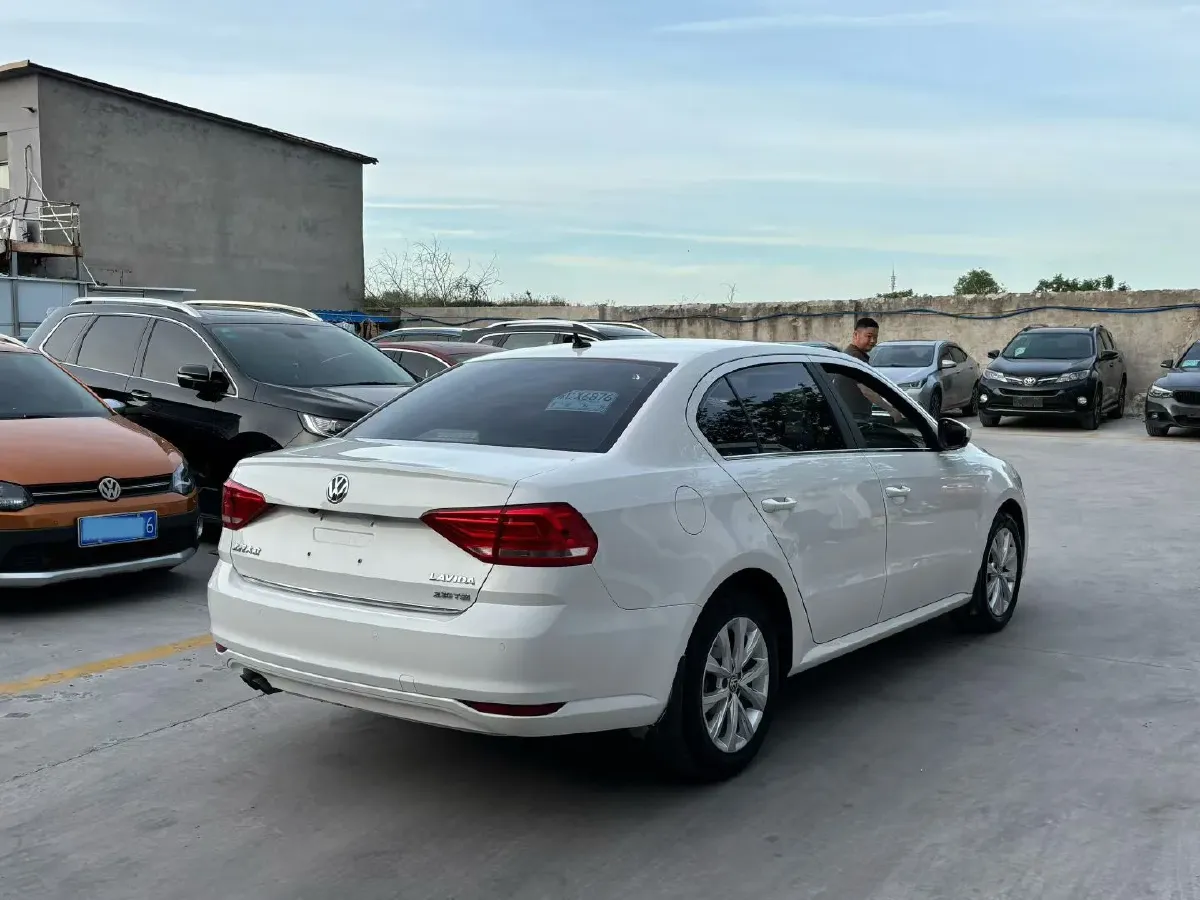 2017 Volkswagen Lavida 1.4T 131HP L4 7DCT,autocango,china used car exporter,china ev exporter,chinese used car exporter,chinese used ev exporter