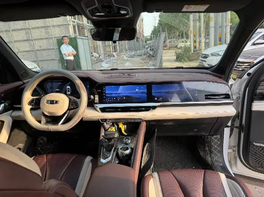 2023 Geely StarRay 2.0T 218HP L4 7DCT,autocango,china used car exporter,china ev exporter,chinese used car exporter,chinese used ev exporter