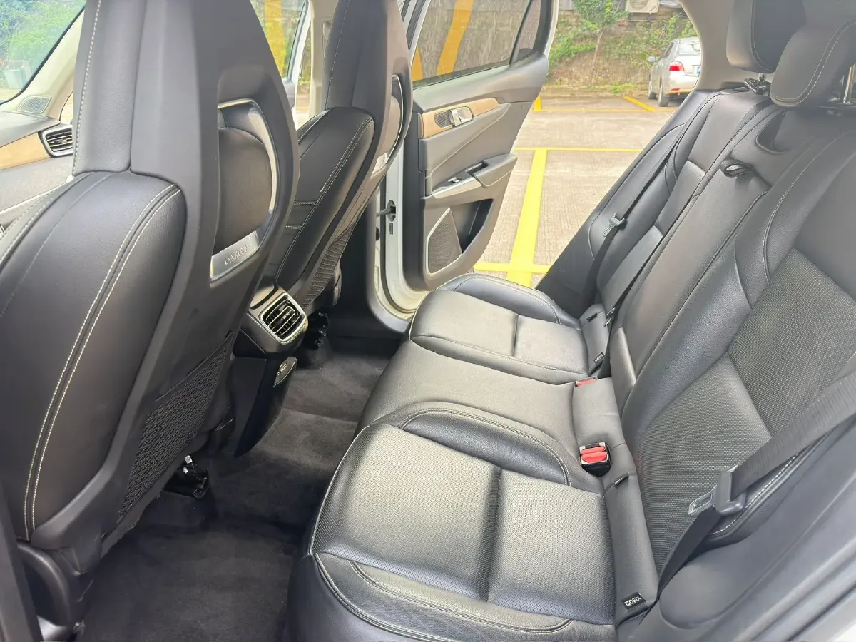 2018 Foton Tunland 2.0T 218HP L4 6AT,autocango,china used car exporter,china ev exporter,chinese used car exporter,chinese used ev exporter