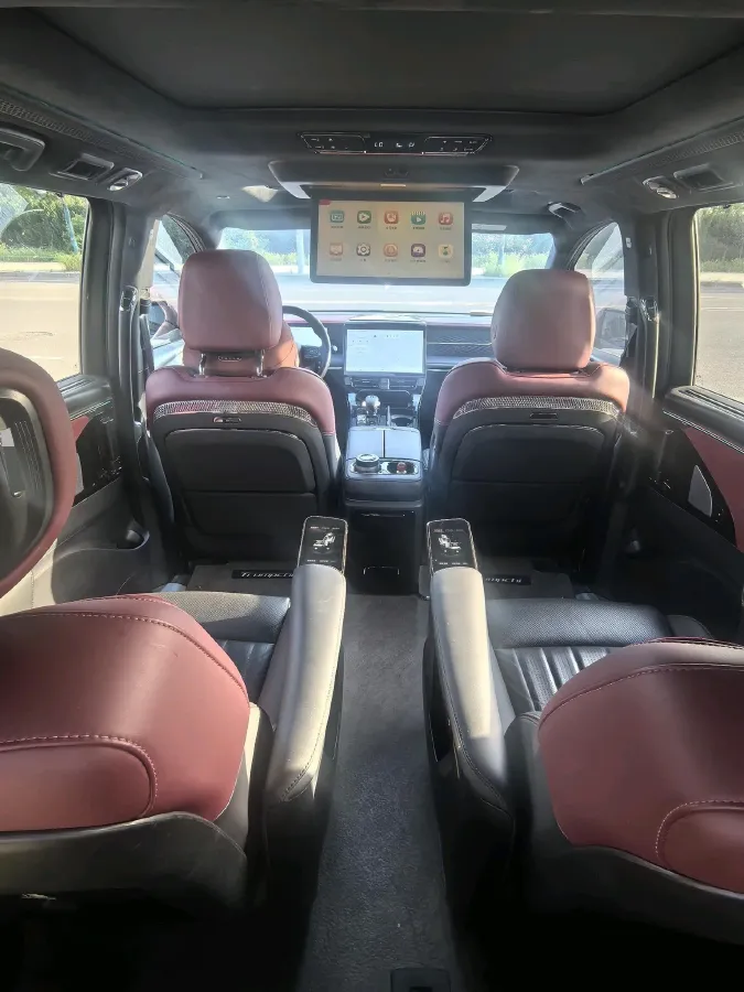 2023 GAC Trumpchi M8 2.0T 190HP L4 E-CVT Hybrid,autocango,china used car exporter,china ev exporter,chinese used car exporter,chinese used ev exporter