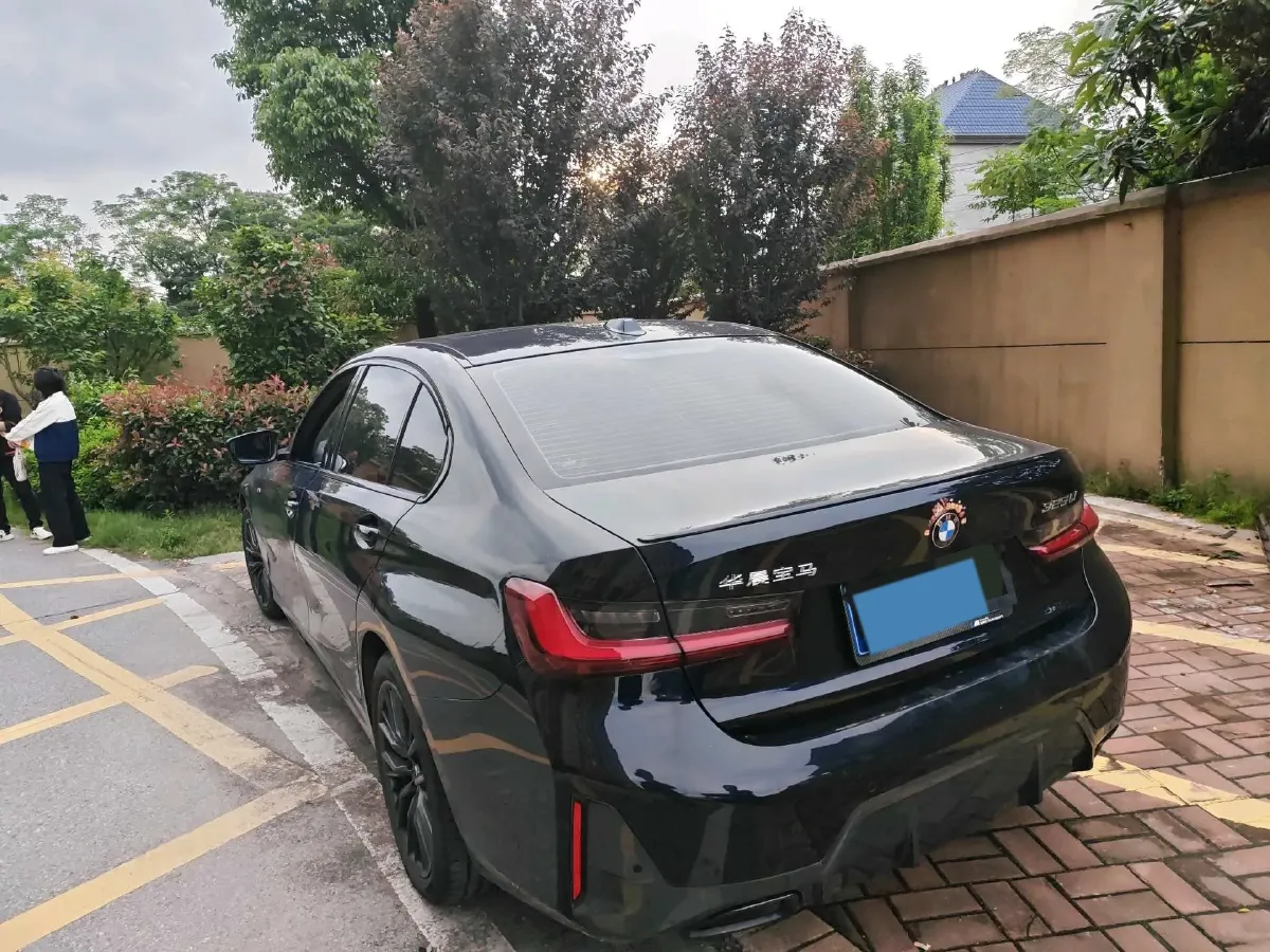 2024 BMW 3 Series 2.0T 184HP L4 8AT,autocango,china used car exporter,china ev exporter,chinese used car exporter,chinese used ev exporter