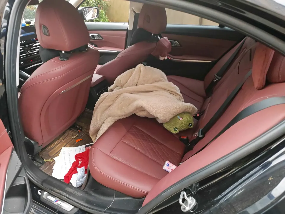 2024 BMW 3 Series 2.0T 184HP L4 8AT,autocango,china used car exporter,china ev exporter,chinese used car exporter,chinese used ev exporter