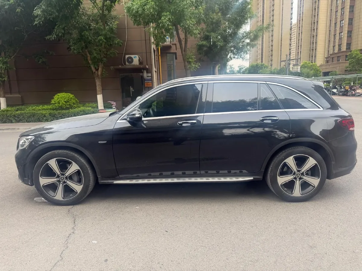 2022 Mercedes-Benz GLC Class 2.0T 258HP L4 9AT,autocango,china used car exporter,china ev exporter,chinese used car exporter,chinese used ev exporter