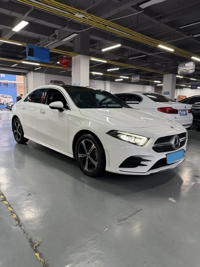 2023 Mercedes-Benz A Class 1.3T 163HP L4 7DCT,autocango,china used car exporter,china ev exporter,chinese used car exporter,chinese used ev exporter