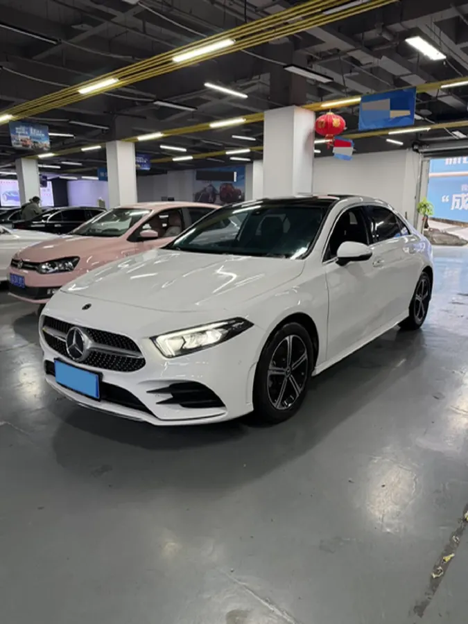 2023 Mercedes-Benz A Class 1.3T 163HP L4 7DCT,autocango,china used car exporter,china ev exporter,chinese used car exporter,chinese used ev exporter
