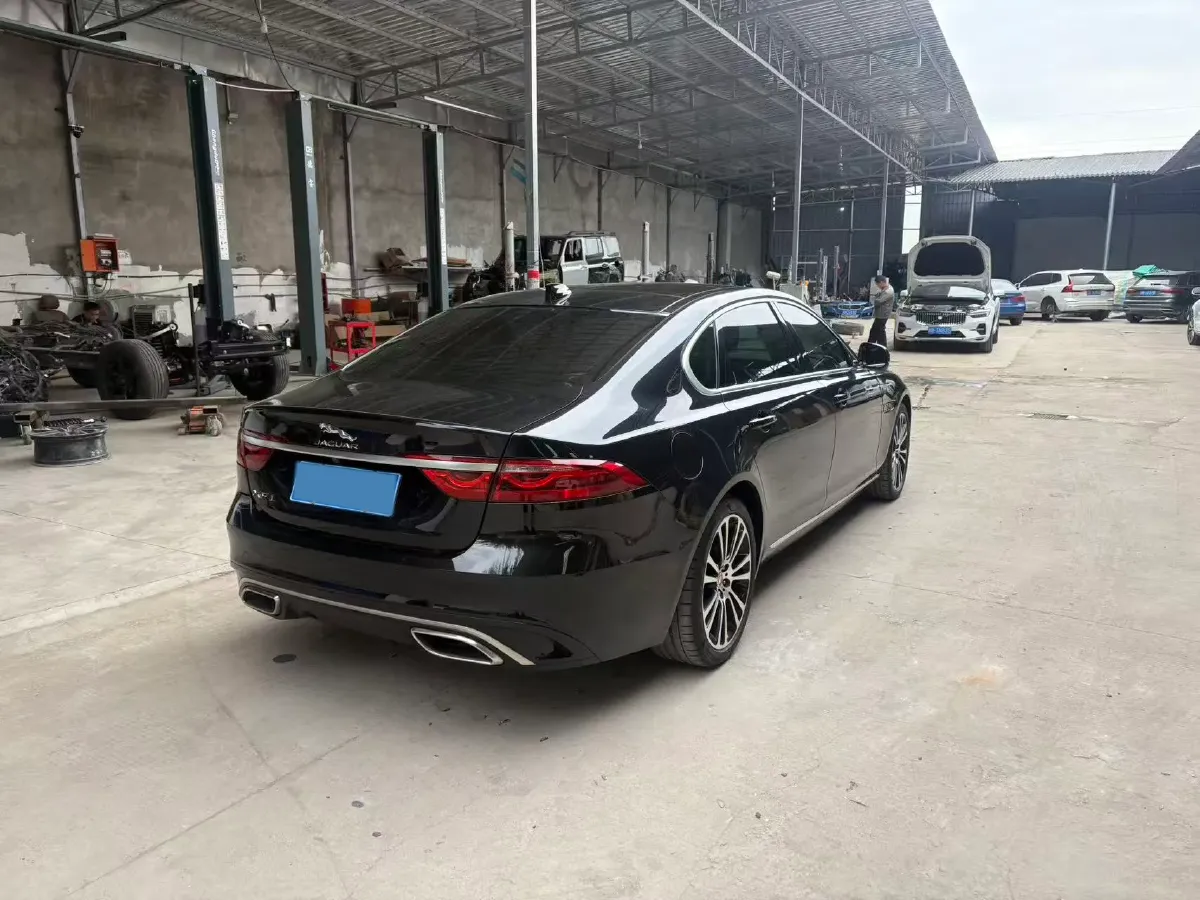 2023 Jaguar XFL 2.0T 250HP L4 8AT,autocango,china used car exporter,china ev exporter,chinese used car exporter,chinese used ev exporter