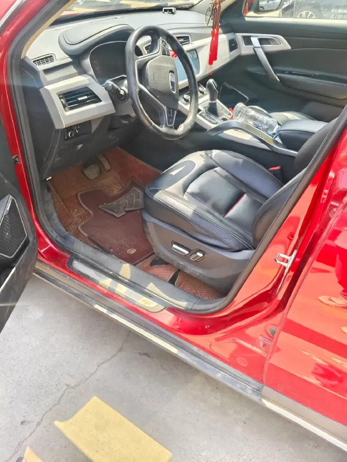 2017 Bestune X80 2.0L 147HP L4 6AT,autocango,china used car exporter,china ev exporter,chinese used car exporter,chinese used ev exporter
