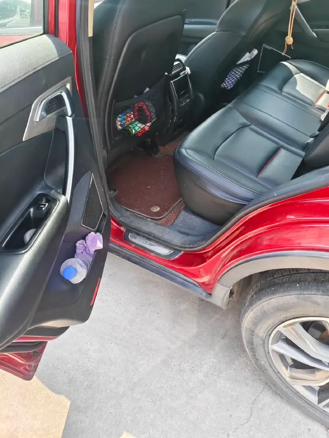 2017 Bestune X80 2.0L 147HP L4 6AT,autocango,china used car exporter,china ev exporter,chinese used car exporter,chinese used ev exporter
