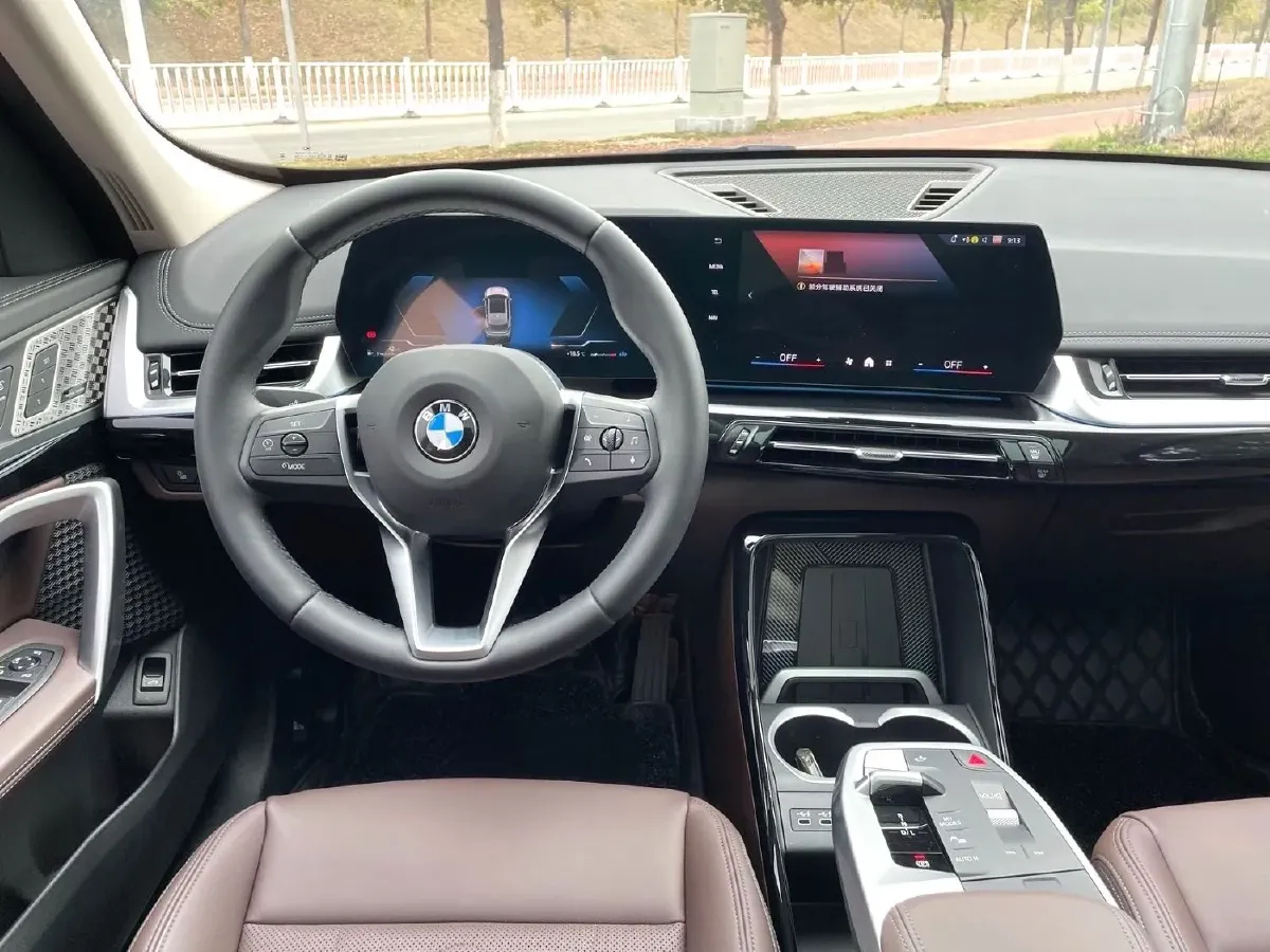2024 BMW X1 2.0T 204HP L4 7DCT,autocango,china used car exporter,china ev exporter,chinese used car exporter,chinese used ev exporter