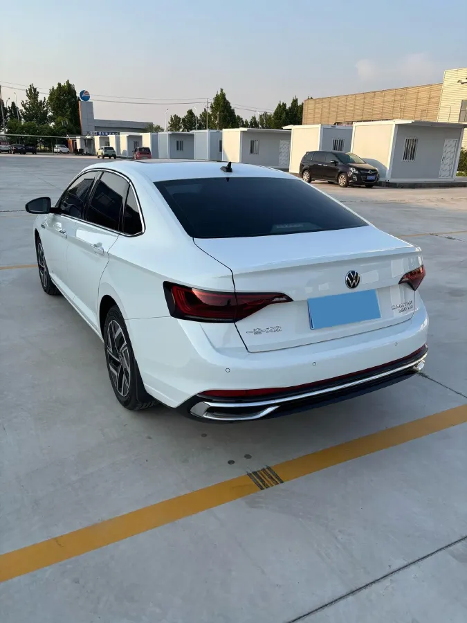 2023 Volkswagen Sagitar 1.4T 150HP L4 7DCT,autocango,china used car exporter,china ev exporter,chinese used car exporter,chinese used ev exporter