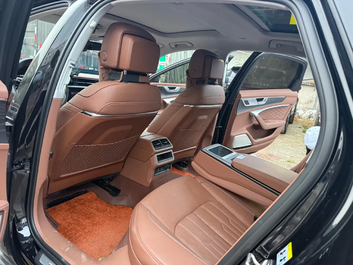 2023 Audi A6L 3.0T 340HP V6 7DCT,autocango,china used car exporter,china ev exporter,chinese used car exporter,chinese used ev exporter