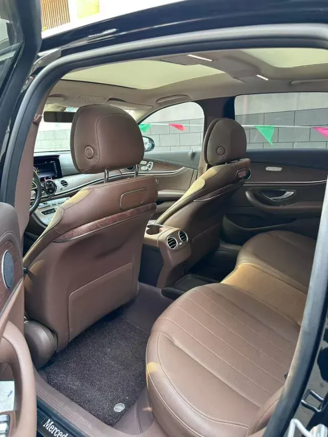 2020 Mercedes-Benz E Class 2.0T 258HP L4 9AT,autocango,china used car exporter,china ev exporter,chinese used car exporter,chinese used ev exporter