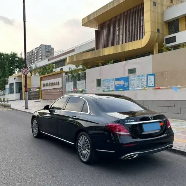 2020 Mercedes-Benz E Class 2.0T 258HP L4 9AT,autocango,china used car exporter,china ev exporter,chinese used car exporter,chinese used ev exporter