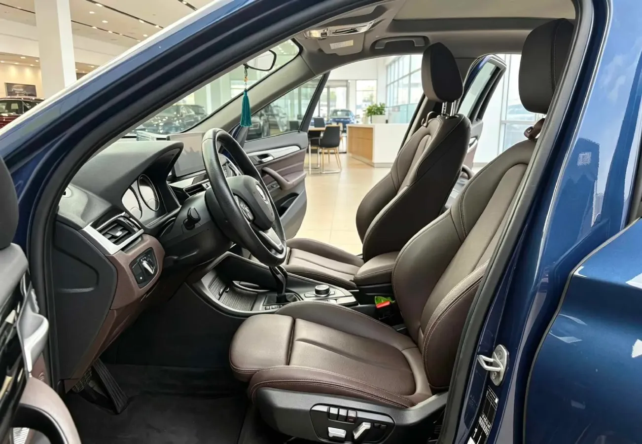 2022 BMW X1 1.5T 140HP L3 7DCT,autocango,china used car exporter,china ev exporter,chinese used car exporter,chinese used ev exporter