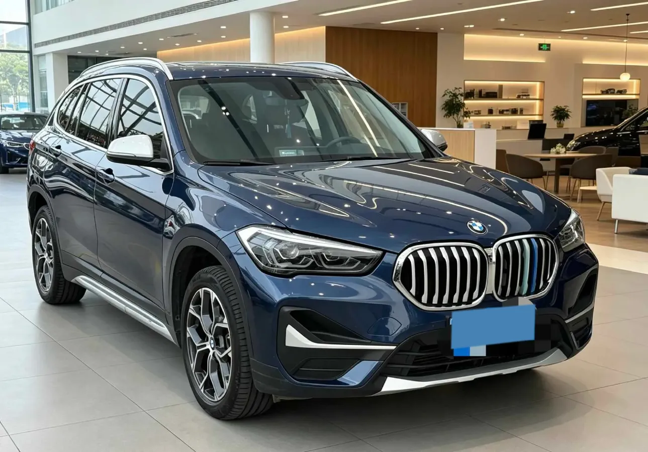 2022 BMW X1 1.5T 140HP L3 7DCT,autocango,china used car exporter,china ev exporter,chinese used car exporter,chinese used ev exporter