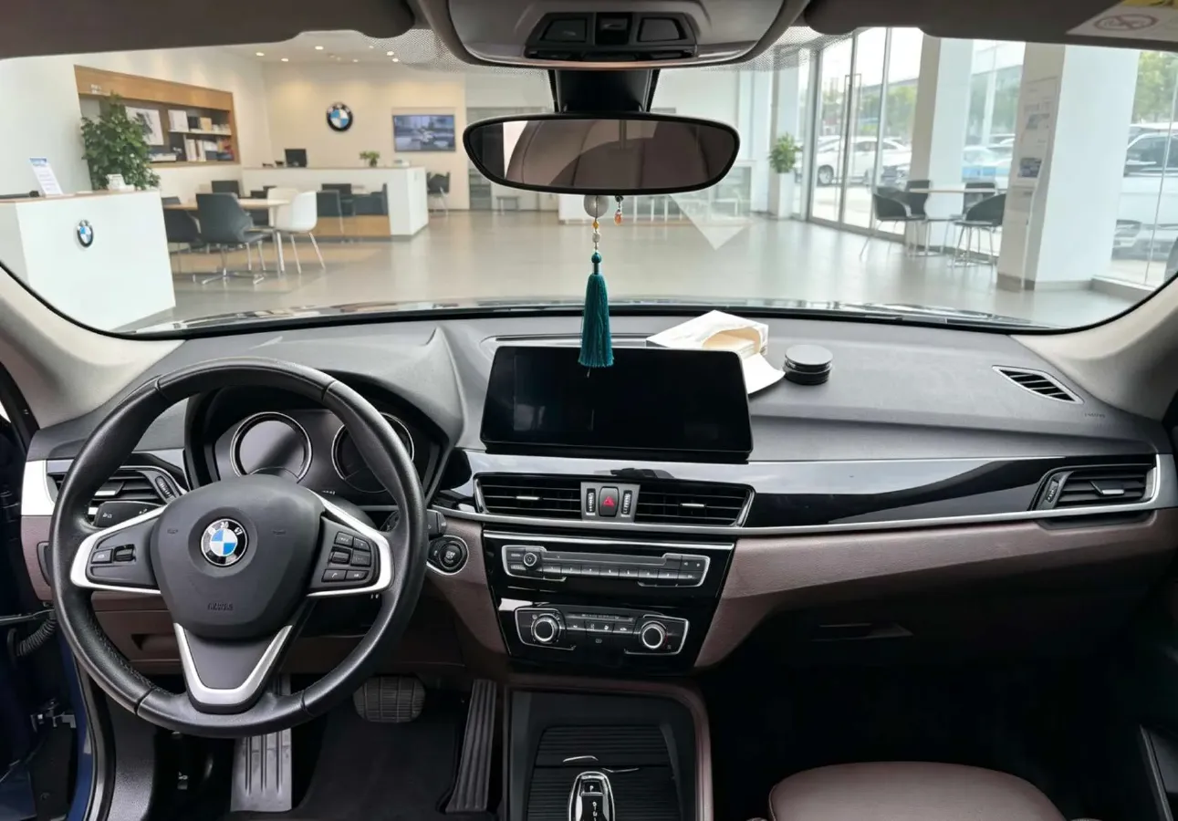 2022 BMW X1 1.5T 140HP L3 7DCT,autocango,china used car exporter,china ev exporter,chinese used car exporter,chinese used ev exporter