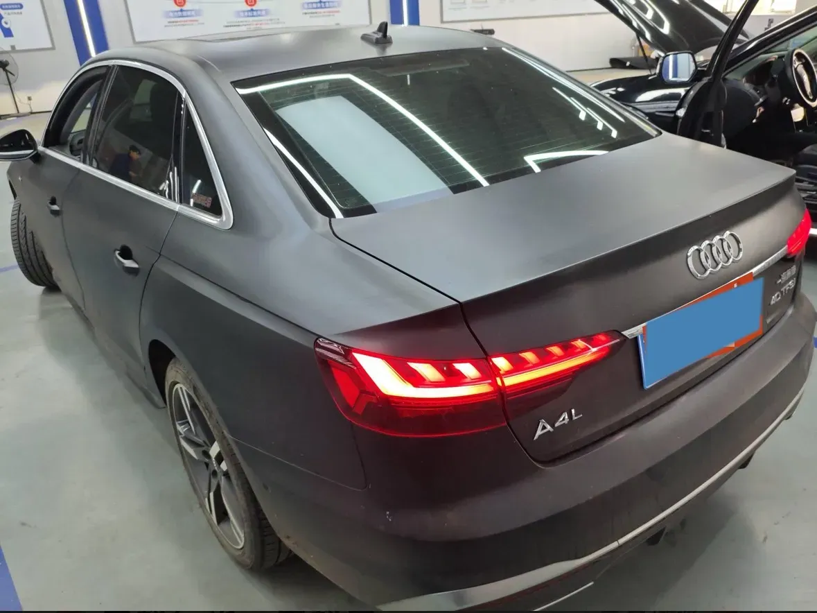 2020 Audi A4L 2.0T 190HP L4 7DCT,autocango,china used car exporter,china ev exporter,chinese used car exporter,chinese used ev exporter