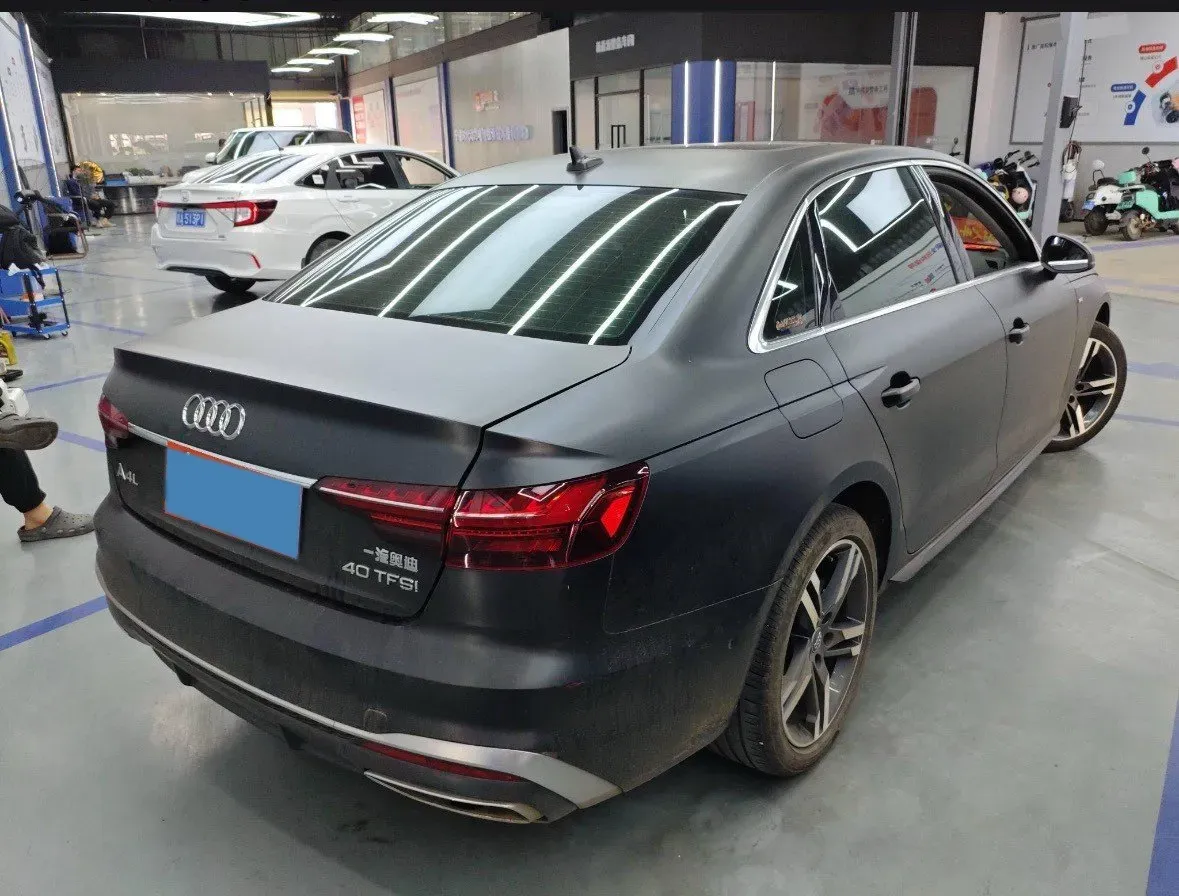 2020 Audi A4L 2.0T 190HP L4 7DCT,autocango,china used car exporter,china ev exporter,chinese used car exporter,chinese used ev exporter