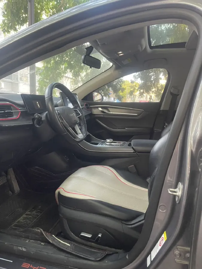 2022 Roewe RX5 MAX 1.5T 181HP L4 6AT,autocango,china used car exporter,china ev exporter,chinese used car exporter,chinese used ev exporter