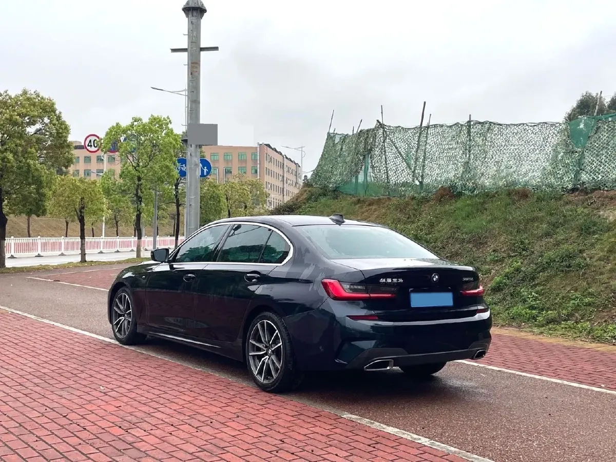2021 BMW 3 Series 2.0T 184HP L4 8AT,autocango,china used car exporter,china ev exporter,chinese used car exporter,chinese used ev exporter