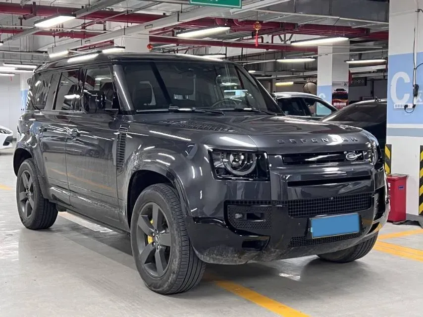 2024 Land Rover Defender 3.0T 400HP L6 8AT,autocango,china used car exporter,china ev exporter,chinese used car exporter,chinese used ev exporter