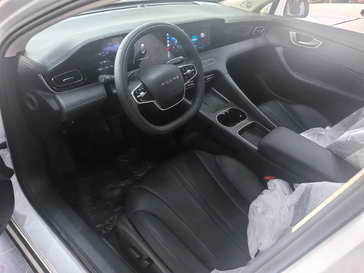 2025 Roewe D7 1.5L 112HP L4 1DHT PHEV 19.7KWH,autocango,china used car exporter,china ev exporter,chinese used car exporter,chinese used ev exporter