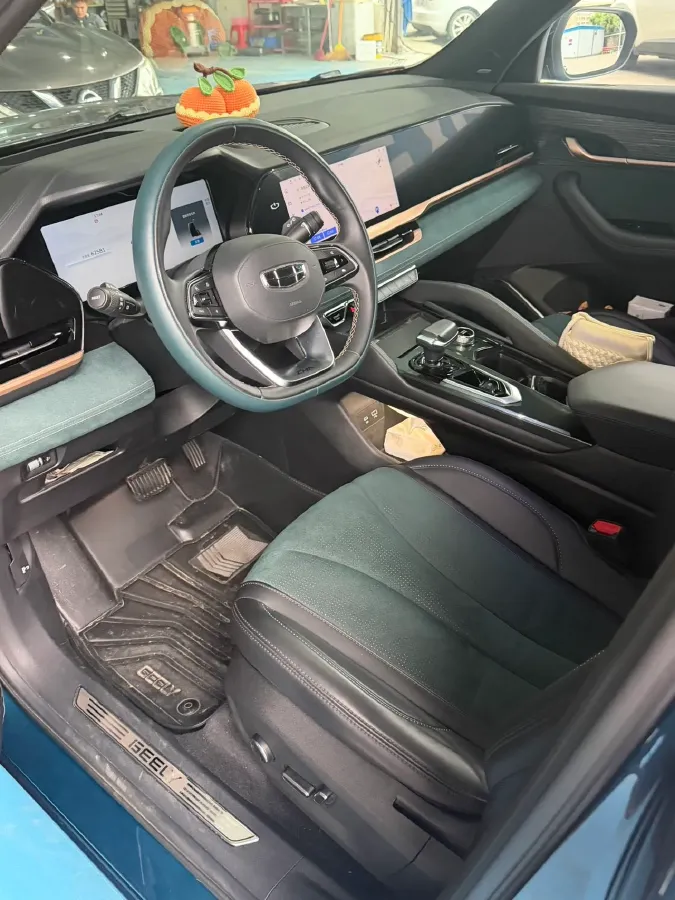 2021 Geely Monjaro 2.0T 238HP L4 8AT,autocango,china used car exporter,china ev exporter,chinese used car exporter,chinese used ev exporter