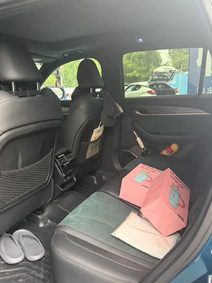 2021 Geely Monjaro 2.0T 238HP L4 8AT,autocango,china used car exporter,china ev exporter,chinese used car exporter,chinese used ev exporter