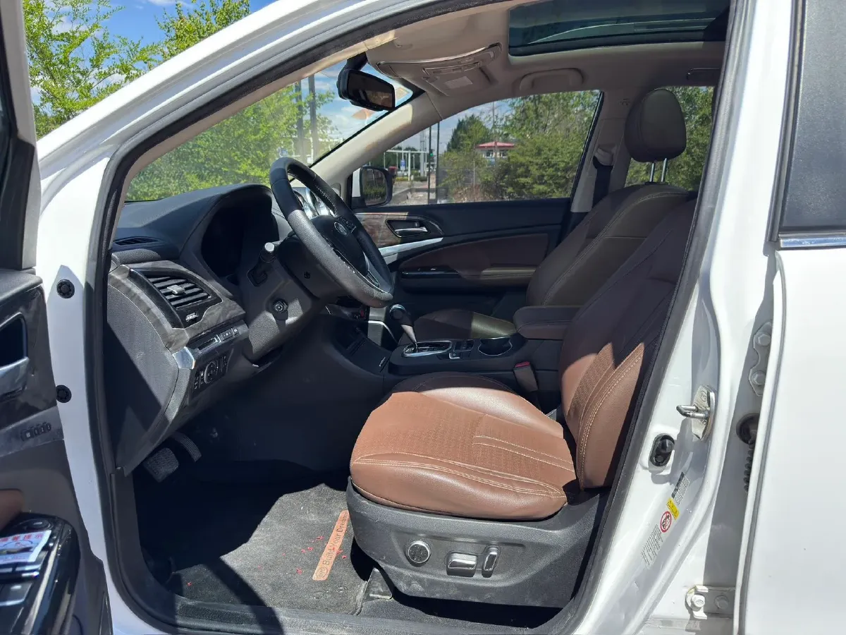 2017 BYD S7 2.0T 205HP L4 6DCT,autocango,china used car exporter,china ev exporter,chinese used car exporter,chinese used ev exporter