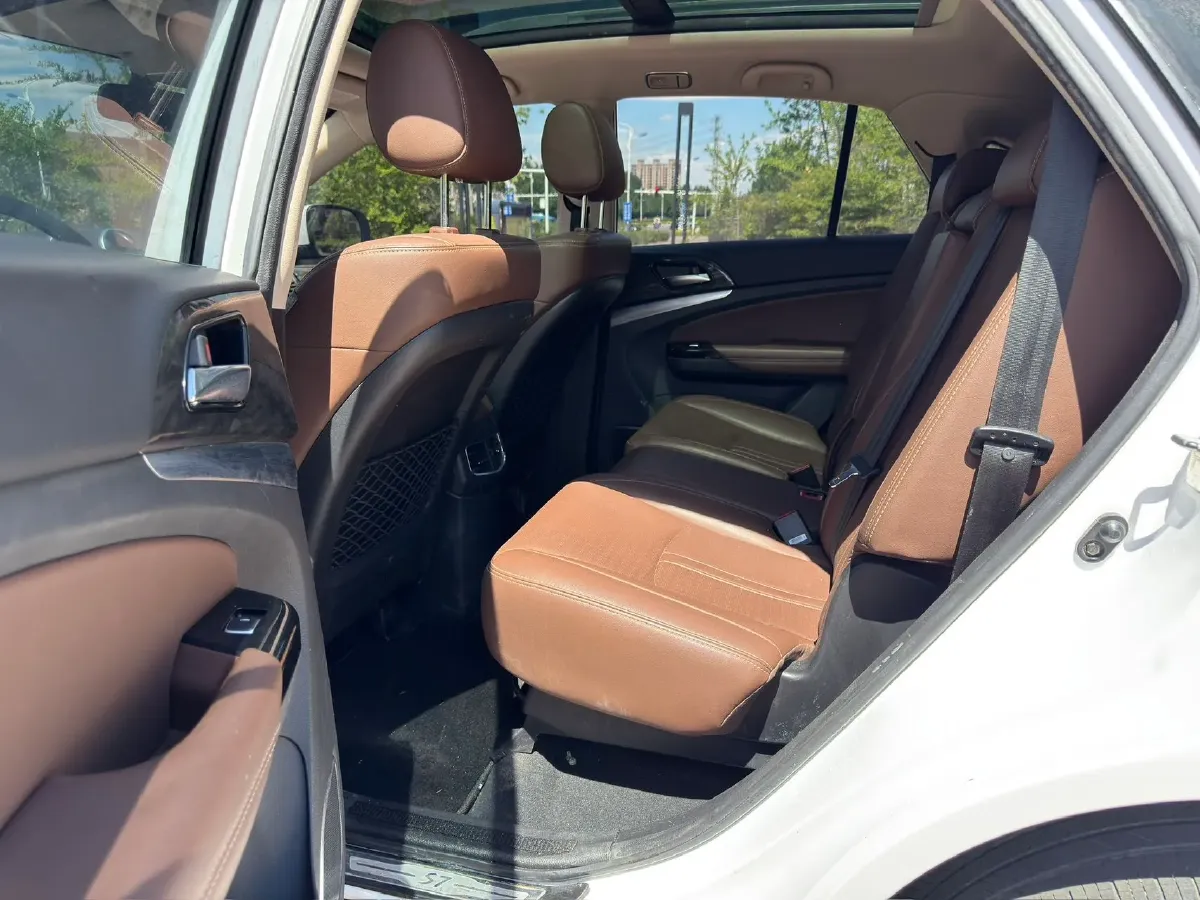 2017 BYD S7 2.0T 205HP L4 6DCT,autocango,china used car exporter,china ev exporter,chinese used car exporter,chinese used ev exporter