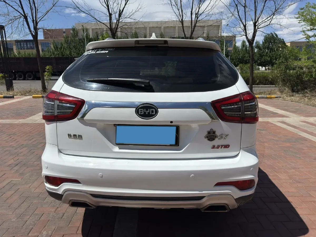 2017 BYD S7 2.0T 205HP L4 6DCT,autocango,china used car exporter,china ev exporter,chinese used car exporter,chinese used ev exporter