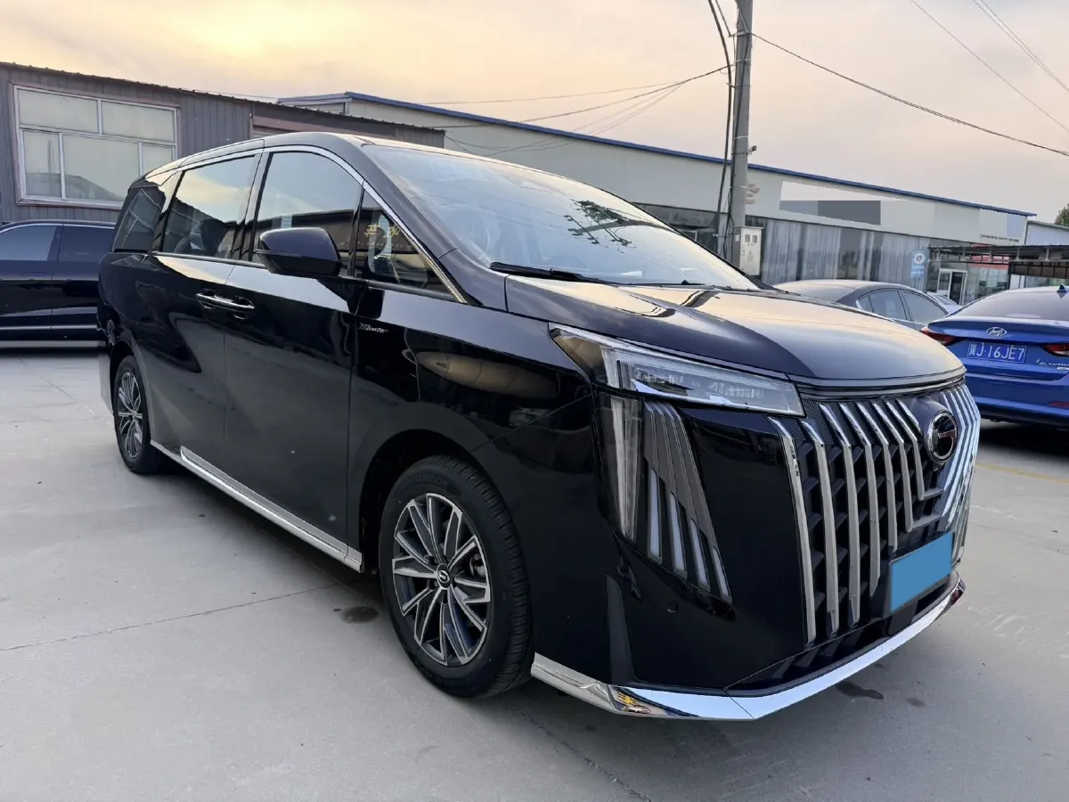 2024 GAC Trumpchi M8 2.0T 252HP L4 8AT,autocango,china used car exporter,china ev exporter,chinese used car exporter,chinese used ev exporter