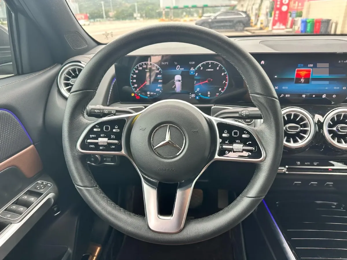 2023 Mercedes-Benz GLB Class 2.0T 190HP L4 8DCT,autocango,china used car exporter,china ev exporter,chinese used car exporter,chinese used ev exporter