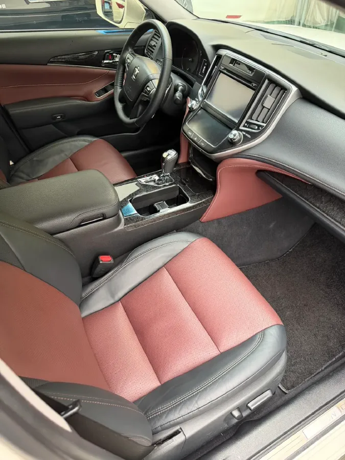 2018 Toyota Highlander 2.0T 220HP L4 6AT,autocango,china used car exporter,china ev exporter,chinese used car exporter,chinese used ev exporter