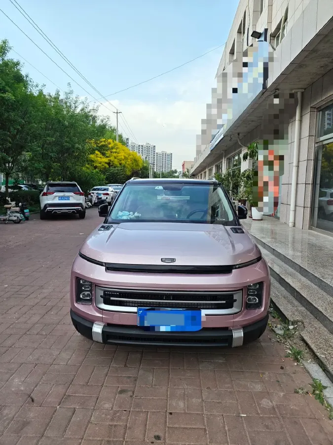 2023 Geely ICON 1.5T 181HP L4 7DCT,autocango,china used car exporter,china ev exporter,chinese used car exporter,chinese used ev exporter