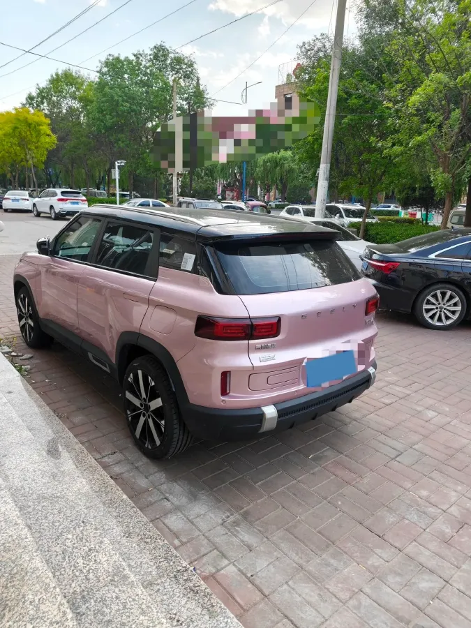 2023 Geely ICON 1.5T 181HP L4 7DCT,autocango,china used car exporter,china ev exporter,chinese used car exporter,chinese used ev exporter
